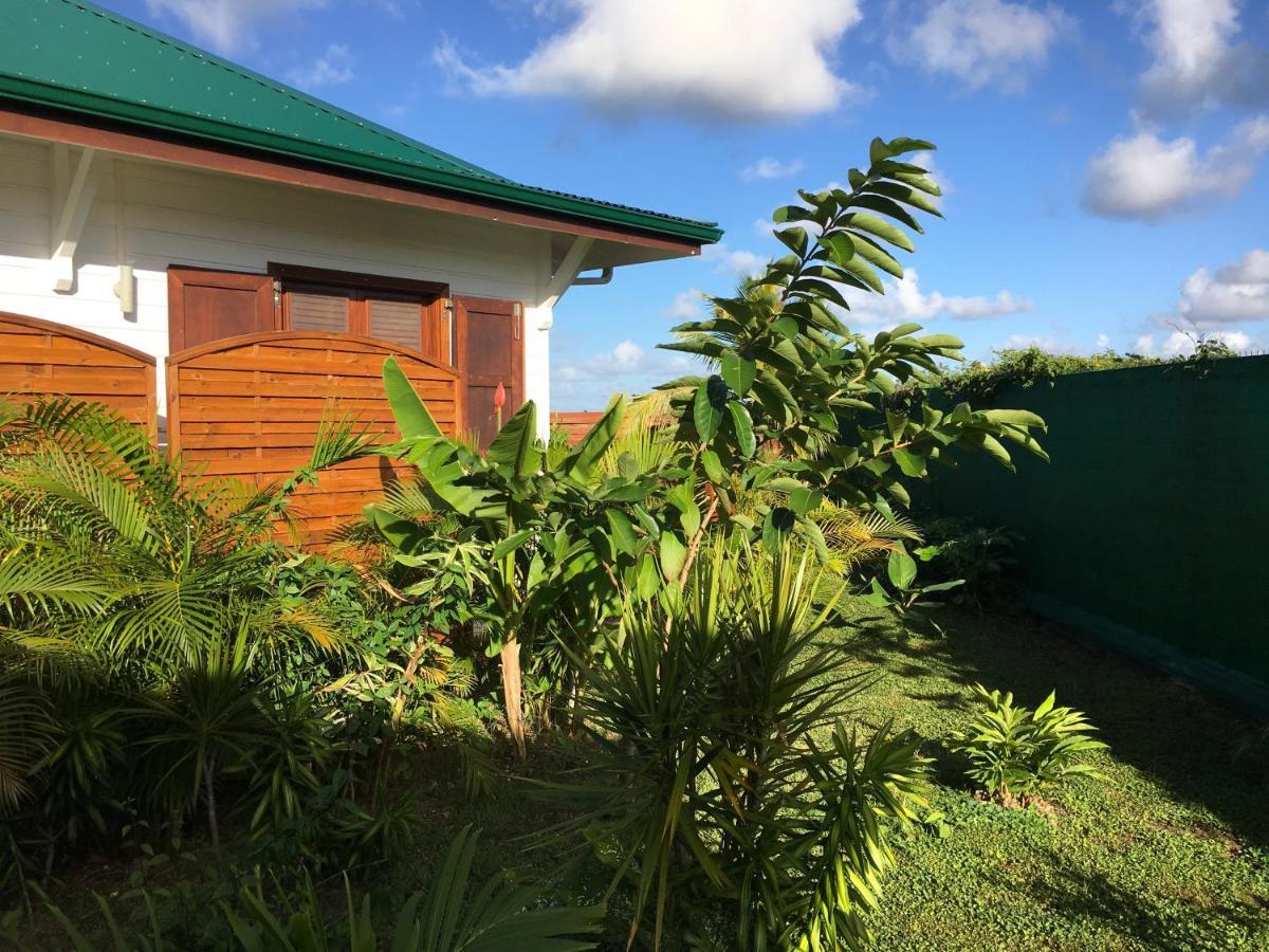 Titalee Lodge 3 Villas Autour D'Une Piscine Saint-Francois  Exterior foto